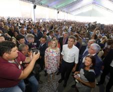 Governador Beto Richa acompanhado pela vice-governadora Cida Borghetti e demais autoridades participa do lançamento do Programa Escola Conectada.Curitiba, 28/02/2018Foto: Jonas Oliveira / ANPr