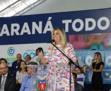 Governador Beto Richa acompanhado pela vice-governadora Cida Borghetti e demais autoridades participa do lançamento do Programa Escola Conectada.Curitiba, 28/02/2018Foto: Jonas Oliveira / ANPr