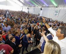 Governador Beto Richa durante lançamento do programa Escola Conectada, para ampliar o uso de recursos tecnológicos nos colégios da rede pública estadual, e assinatura de convênios com Apaes para destinar recursos para melhoria na infraestrutura das instituições.Curitiba, 28/02/2018.Foto: Arnaldo Alves/ANPr