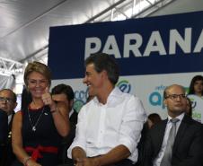 Governador Beto Richa durante lançamento do programa Escola Conectada, para ampliar o uso de recursos tecnológicos nos colégios da rede pública estadual, e assinatura de convênios com Apaes para destinar recursos para melhoria na infraestrutura das instituições.Curitiba, 28/02/2018.Foto: Orlando Kissner/ANPr