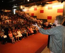 Secretária da Família e Desenvolvimento Social, Fernanda Richa, participa da abertura do Mês Estadual da Mulher - Foto: Rogério Machado/SECS