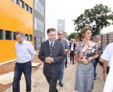 Secretária da Família e Desenvolvimento Social, Fernanda Richa, participa de visita ao Centro de Saúde da Mulher do Hospital do Trabalhador - Foto: Rogério Machado/SECS