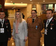 A governadora Cida Borghetti participou nesta sexta-feira (9), em Foz do Iguaçu, do encerramento do IV Encontro Internacional de Diretores de Educação Policial, promovido pela Academia Policial Militar do Guatupê e a Rede de Internacionalização de Educação Policial (Rinep). O evento reuniu diretores, chefes e comandantes de diversas instituições para discutir a internacionalização da formação militar.  -  Foz do Iguaçu, 09/11/2018  -  Foto: Orlando Kissner/ANPr