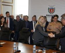 Governadora Cida Borghetti durante assinatura nesta segunda-feira(12) de decretos de criação de unidades de Corpo de Bombeiros e da Polícia Militar no interior do Estado. - Curitiba/Pr, 12.11.2018 - Foto Jonas Oliveira