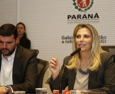 Governadora Cida Borghetti durante assinatura nesta segunda-feira(12) de decretos de criação de unidades de Corpo de Bombeiros e da Polícia Militar no interior do Estado. - Curitiba/Pr, 12.11.2018 - Foto Jonas Oliveira