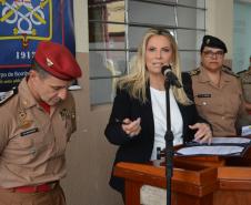 A governadora Cida Borghetti assinou nesta segunda-feira (3) decreto que regulamenta no Paraná a atuação fiscalizatória do Corpo de Bombeiros.Curitiba, 03/12/2018Foto: SESP