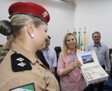 A governadora Cida Borghetti assina Ordem de Serviço para obras de pavimentação na PR-364, ligando o perímetro urbano de São Mateus do Sul  ao trevo da BR-153, em Irati, passando pelo município de Rebouças. Participaram: prefeito de Irati, Jorge David Derbli Pinto; secretário de Infraestrutura e Logística, Abelardo Lupion; o deputado federal, Ricardo Barros; entre outros.Irati, 13-12-18.Foto: Arnaldo Alves / ANPr.